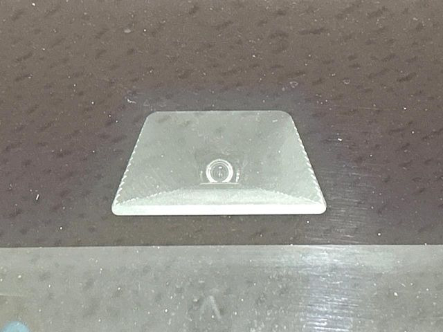 �y�z���_�Z���V���O�z���s���ɑO���̎ԗ�����F�����A�Փ˂������Ȏ��͌x��ƃu���[�L�ŏՓˉ���Ɣ�Q�y�����A�V�X�g�B�����S�Ƀh���C�u�����y���݂��������܂��B