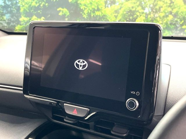 �y8�C���` �f�B�X�v���C�I�[�f�B�I�z���ʂ̃f�B�X�v���C��AppleCarPlay��AndroidAuto�����p�\�B�傫�ȉ�ʂŃX�}�z�i�r�A�v���������p���������܂���