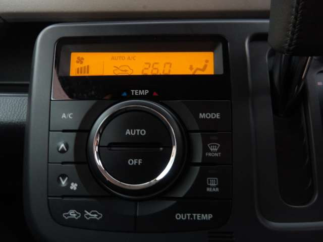 �I�[�g�G�A�R������x���D�݂̉��x�ɐݒ肷��΁A�ԓ��̉��x�����m�����ʂ≷�x�������Œ����B�����`�����`�Ɖ��x���X�C�b�`���������K�v������܂���!���K�Ȏԓ���Ԃɂ͕K�{�̋@�\�ł���!!