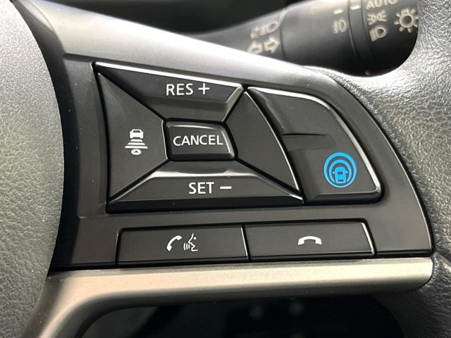 �y�v���p�C���b�g�z�������H�ł̒��������s���y��!!�a�؎��Ə��񑖍s�̃V�[���ŁA�A�N�Z���E�u���[�L�E�X�e�A�����O�������Ő��䂵�A�������^�]�̕��S���y�����Ă���܂���