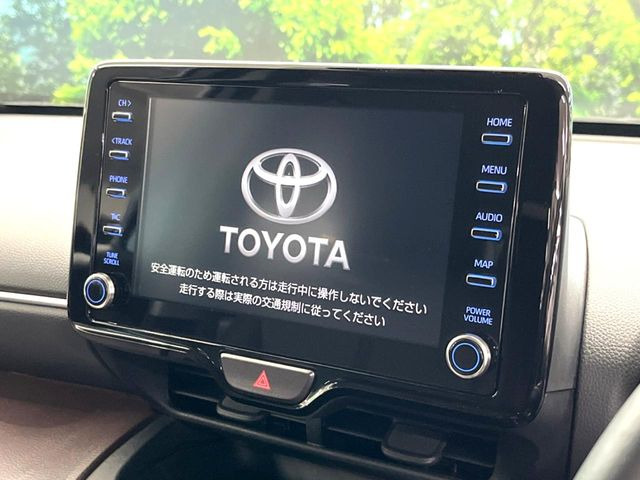 �y8�C���` �f�B�X�v���C�I�[�f�B�I�z���ʂ̃f�B�X�v���C��AppleCarPlay��AndroidAuto�����p�\�B�傫�ȉ�ʂŃX�}�z�i�r�A�v���������p���������܂���