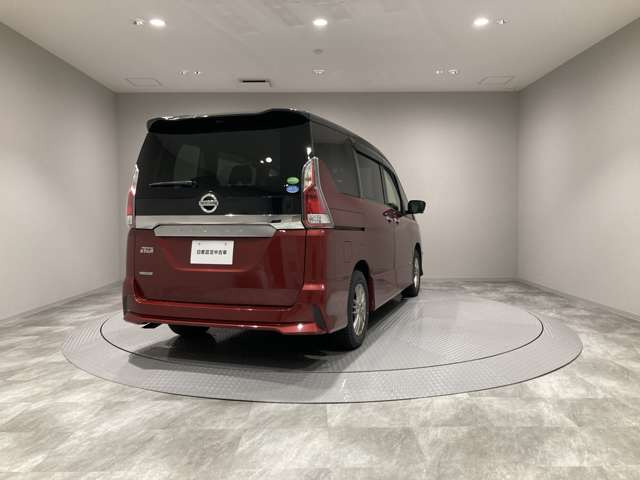 セレナ2.0 ハイウェイスター VセレクションII 4WD