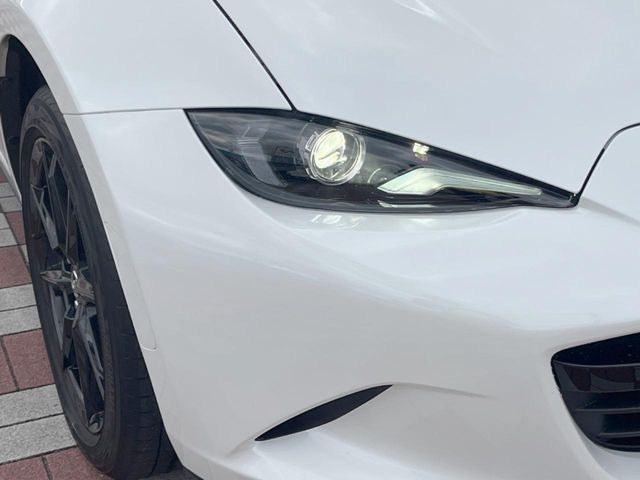 �yLED�w�b�h���C�g�z���V����ԑ��s�����ǍD�Ȏ��E���m�ۂ����S���ĉ^�]�ł��鍂�P�xLED�w�b�h���C�g�𑕔�!�_�����x�������A����d�͂��}�����Ă��܂��B