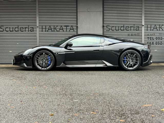 �y�I�v�V�����z�t�����g���t�^�[(�����̃X�C�b�`�Ńt�����g�̎ԍ����オ��܂�)�E�J�[�{���Z���~�b�N�u���[�L�B