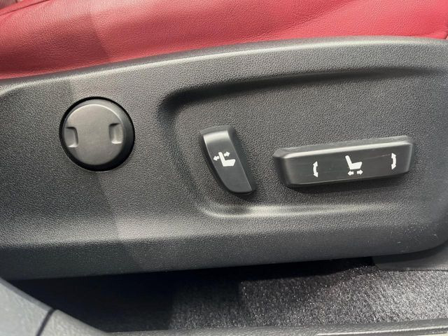 �y�p���[�V�[�g�z�X�C�b�`��ŊȒP�ɃV�[�g�̔��������\!�d��������͂�����܂���!���K�ȃV�[�g�|�W�V�����ɃZ�b�g���āA���K�ȃh���C�u�����y���݂��������B