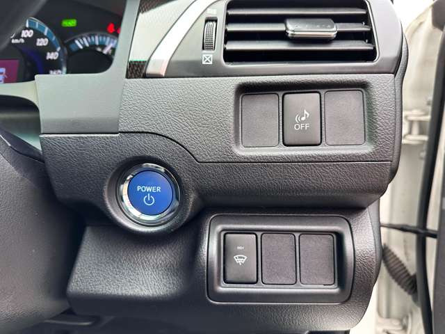 �L�[���g�т��Ă��邾���ŁA�G���W���̎n�����\�ȑ����ł��B�v�b�V���X�^�[�g�ł��̂ŃG���W���̎n�����{�^�������������ł���