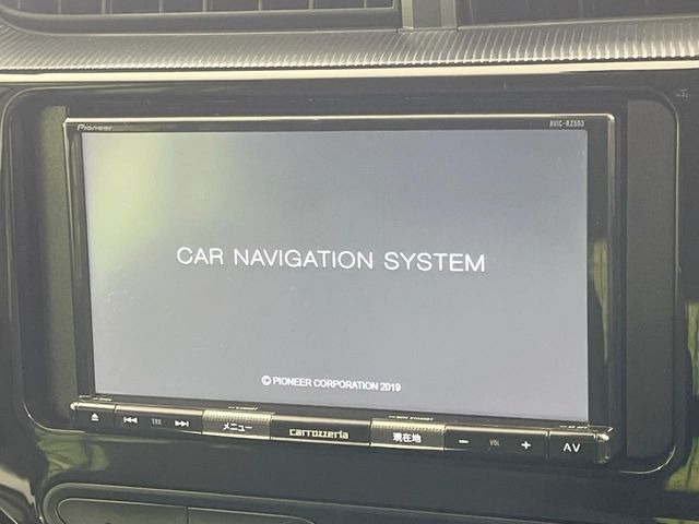 �y�i�r�Q�[�V�����z�g���₷���i�r�ŖړI�n�܂ł�������ē����Ă���܂��B�e��I�[�f�B�I�Đ��@�\���[�����Ă���A���Ԃ̉^�]������Ɋy�����Ȃ�܂�!!