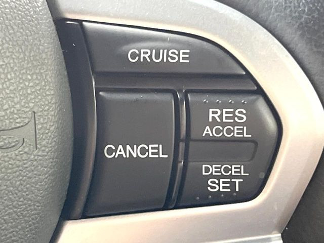 �y�N���[�Y�R���g���[���z�������H�����N���N���s�B�A�N�Z���𗣂��Ă���葬�x�ő��s���ł��A�������^�]���̕��S���y��!�����E�������ȒP�ȃX�C�b�`����Œ����ł��܂��B