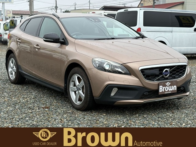 V40クロスカントリーD4 ディーゼル