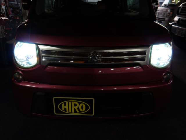 �f�B�X�`���[�W�w�b�h���C�g���ڂł������薾�邭�Ƃ炵�Ă����̂ŁA��ԑ��s��s����ȓ��ł����S�ł�!