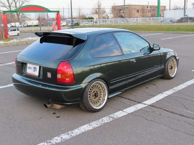 ���w����̃I�C��������^�C�������Ȃǂ̓��탁���e�i���X�A�Ԍ��⎖�̑Ή��̂����k���������OK�ł�!�h���X�A�b�v��J�X�^�}�C�Y�����C�������������ԍD���̓��ЃX�^�b�t���e�g�ɂ��v�]�ɂ��������܂���