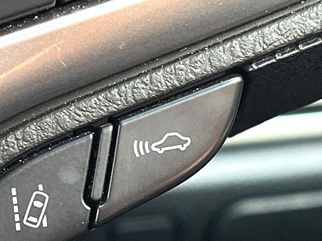 �y���[�_�[�N���[�Y�R���g���[���z�������H�ł̒��������s���y��!!�����ő��x��ۂN���[�Y�R���g���[�����A�Փˌy���V�X�e���ƘA�g���A�O���̎ԗ������m���ĎԊԂ�ۂ悤�ɑ��x���߂��Ă���܂�!!