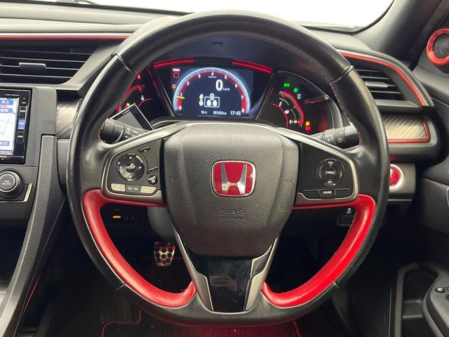 �y�����v�����X�e�A�����O�z�㎿�Ȋv���g�p���邱�ƂŁA��ɂ����������݂ƂĂ��^�]���₷���n���h���ł���