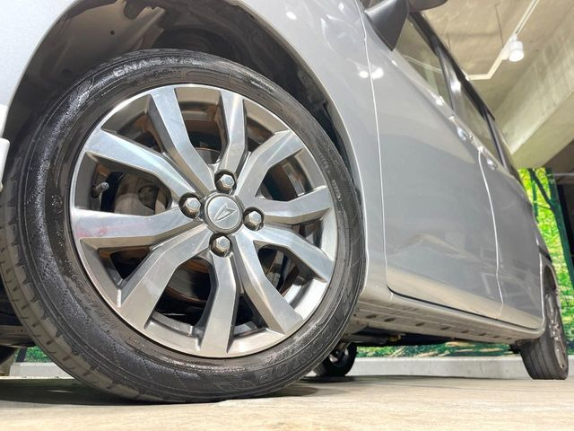 �y����14�C���`�A���~�z�C�[���z�O�ςɃ}�b�`���������A���~�z�C�[���𑕒����Ă���܂��B�e��ЊO�A���~�z�C�[����A�X�^�b�h���X�^�C�����戵�����Ă���܂��B���񂲑��k����������