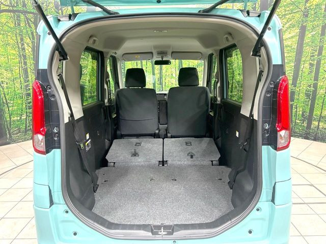 ���i�̂���������ʋ΁A���}���ɏ\���ȉ׎��X�y�[�X���m�ۂ��Ă���܂��B�Z�J���h�V�[�g��|���ƁA�傫�ȉו��̐ύڂ��\�ł���