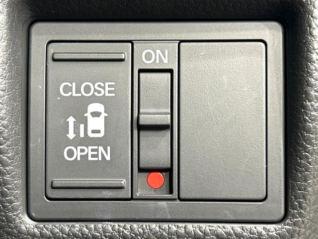 �y�p���[�X���C�h�h�A�z�X�}�[�g�L�[��^�]�Ȃ̃X�C�b�`�ŃX���C�h�h�A�̊J���\���d��������͂����ăh�A���J����K�v�������A���������q�l�ł��A�d���ו��������Ă��鎞�����N�ɊJ���߂ł��܂���