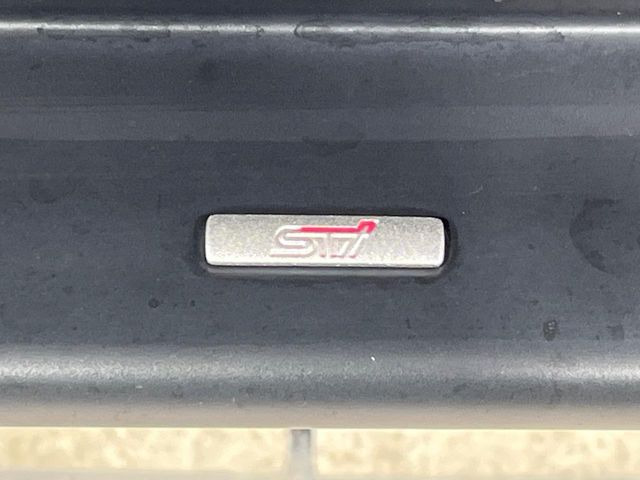 �ySTI�G�A���z�l�C��STI�G�A���𑕔�!�N���}�̊O�ς����X�^�C���b�V���ɂȂ�A�X���ő��݊����ӂ��1��Ɂ􏫗������ւ��鎞�ɂ����Z�[���ɉe�����₷���A���l����l�C�̑����ł�!