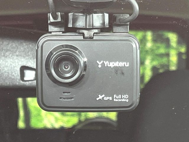 �y�h���C�u���R�[�_�[�z���S�E���S�ȃJ�[���C�t�ɕK�{�̃h���C�u���R�[�_�[�𑕔�!���s���͂������A������^�]�⎖�̂ɑ��������ۂ̏󋵂��f���ŋL�^���A����̃��X�N�ɔ����܂��B