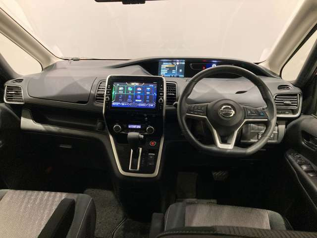 セレナ2.0 ハイウェイスター VセレクションII 4WD