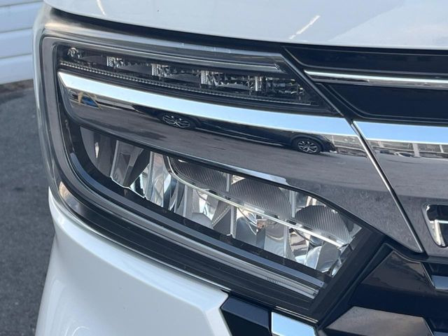 �yLED�w�b�h���C�g�z���V����ԑ��s�����ǍD�Ȏ��E���m�ۂ����S���ĉ^�]�ł��鍂�P�xLED�w�b�h���C�g�𑕔�!�_�����x�������A����d�͂��}�����Ă��܂��B