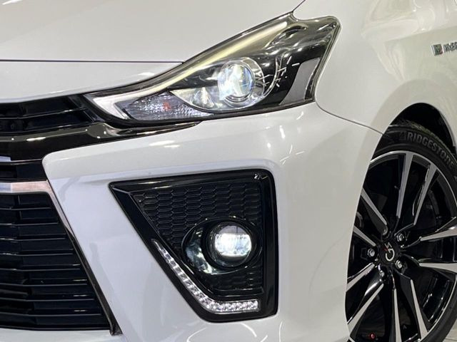 �yLED�w�b�h���C�g�z���V����ԑ��s�����ǍD�Ȏ��E���m�ۂ����S���ĉ^�]�ł��鍂�P�xLED�w�b�h���C�g�𑕔�!�_�����x�������A����d�͂��}�����Ă��܂��B