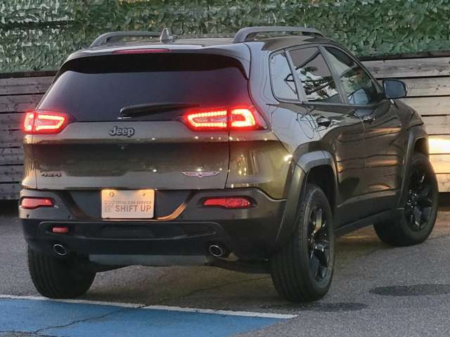 ���X�ł͂��q�l�̗���ɗ����čl�������ɁA1�l1�l�̂��q�l�ɑ΂��^���ɂ��Ή��������܂��B