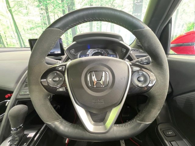 �y�����v�����X�e�A�����O�z�㎿�Ȋv���g�p���邱�ƂŁA��ɂ����������݂ƂĂ��^�]���₷���n���h���ł���