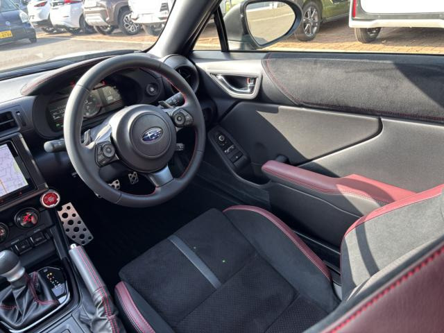 BRZ2.4 STI スポーツ