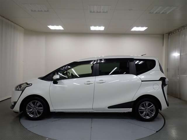 シエンタ1.5 G ウェルキャブ 車いす仕様車 タイプI 助手席側セカンドシート付