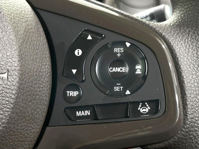 �y�A�_�v�e�B�u�N���[�Y�R���g���[���z�������H�ł̒��������s���y��!!�����ő��x��ۂN���[�Y�R���g���[�����A�Փˌy���V�X�e���ƘA�g���A�O���̎ԗ������m���ĎԊԂ�ۂ悤�ɑ��x���߂��Ă���܂�!!