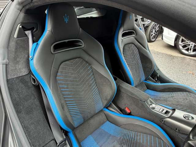 �u���[���C���E�A���J���^�[���n�[�t���U�[�V�[�g�E�V�[�g�q�[�^�[�E�p���[�V�[�g�E�I�v�V�����B�g���C�f���g�X�e�b�`�w�b�h���X�g�B