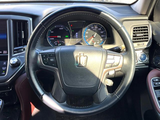 �y�����v�����X�e�A�����O�z�㎿�Ȋv���g�p���邱�ƂŁA��ɂ����������݂ƂĂ��^�]���₷���n���h���ł���