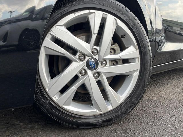 �y����17�C���`�A���~�z�C�[���z�O�ςɃ}�b�`���������A���~�z�C�[���𑕒����Ă���܂��B�e��ЊO�A���~�z�C�[����A�X�^�b�h���X�^�C�����戵�����Ă���܂��B���񂲑��k����������