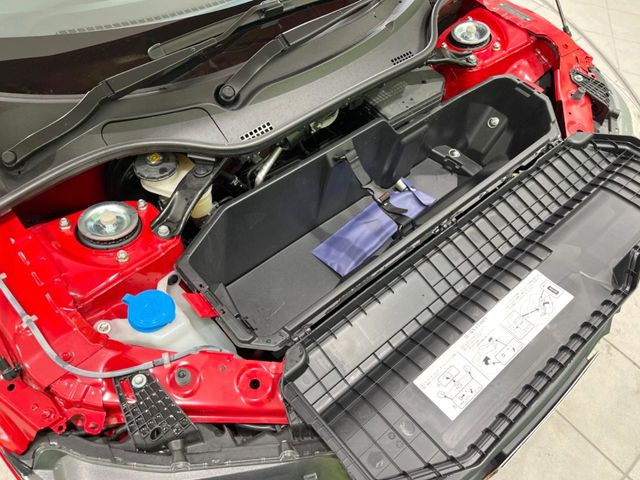 ���i�̂���������ʋ΁A���}���ɏ\���ȉ׎��X�y�[�X���m�ۂ��Ă���܂���