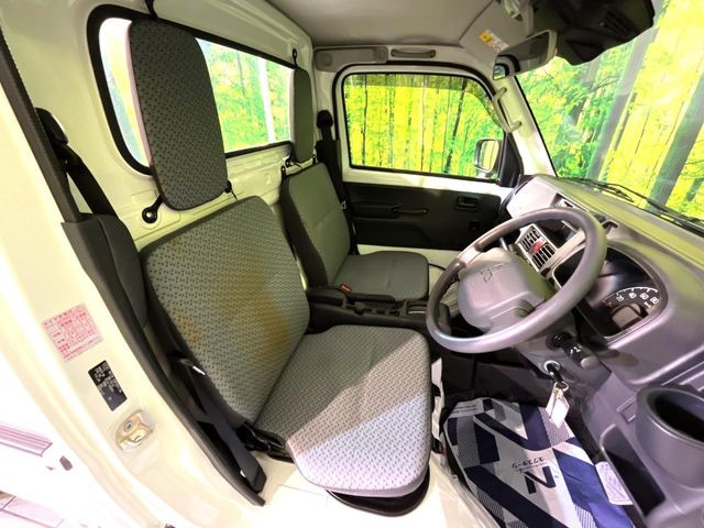 �^�]�ȃV�[�g���͎g�p�������Ȃ��A�ǍD�ȏ�ԂƂȂ��Ă��܂��B���J�Ɏg���Ă������Ƃ��悭�킩��܂��ˁB