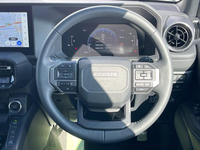 �y�����v�����X�e�A�����O�z�㎿�Ȋv���g�p���邱�ƂŁA��ɂ����������݂ƂĂ��^�]���₷���n���h���ł���