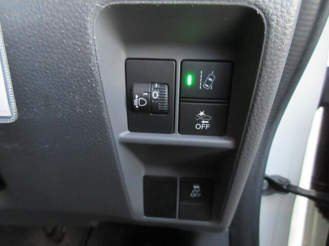 �b��̃z���_�Z���V���O���ځB���S�^�]�̋��������ł���(�z���_)