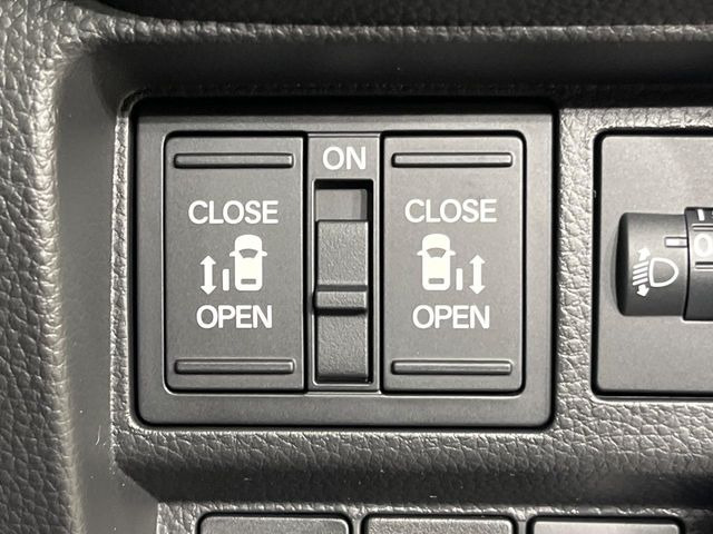 �y�����p���[�X���C�h�h�A�z�X�}�[�g�L�[��^�]�Ȃ̃X�C�b�`�Ō�ȗ����X���C�h�h�A�̊J���\���d��������͂����ăh�A���J����K�v�������A�����Ȃ��q�l�ł��ȒP�ɊJ���߂ł����K�ł���