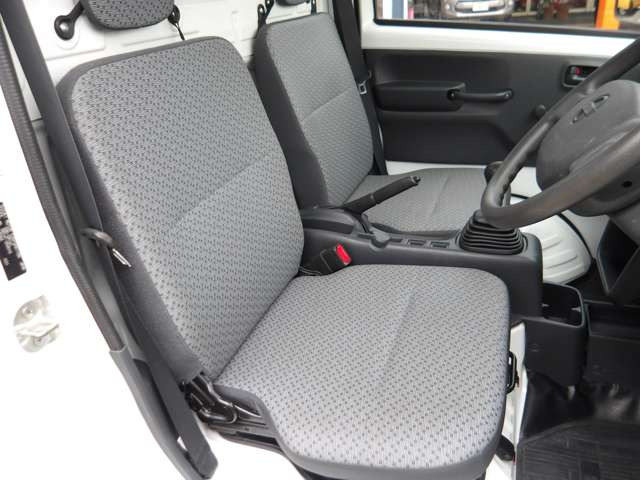 ��Ɏg���t�����g�V�[�g�B�^�]�Ȃ͖���g�p���镔���ł��̂ŁA����S�n���d�v�ł�!���Ј�x�̊����Ă݂Ă�������!