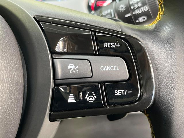 �y�A�_�v�e�B�u�N���[�Y�R���g���[���z�������H�ł̒��������s���y��!!�����ő��x��ۂN���[�Y�R���g���[�����A�Փˌy���V�X�e���ƘA�g���A�O���̎ԗ������m���ĎԊԂ�ۂ悤�ɑ��x���߂��Ă���܂�!!