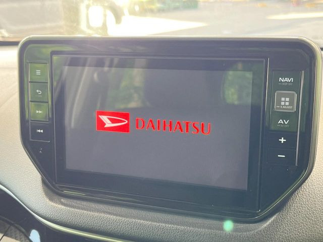 �y�����i�r�z�l�C�̏����i�r�𑕔��B�I�[�f�B�I�@�\���[�����Ă���ABluetooth�ڑ�����΂������̃X�}�z��MP3�v���C���[�̉��y���Đ��\!�����̉^�]������Ɋy�����Ȃ�܂�!!