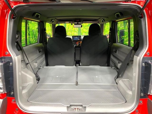 ���i�̂���������ʋ΁A���}���ɏ\���ȉ׎��X�y�[�X���m�ۂ��Ă���܂��B�Z�J���h�V�[�g��|���ƁA�傫�ȉו��̐ύڂ��\�ł���