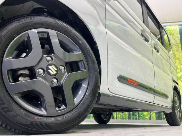 �y����14�C���`�A���~�z�C�[���z�O�ςɃ}�b�`���������A���~�z�C�[���𑕒����Ă���܂��B�e��ЊO�A���~�z�C�[����A�X�^�b�h���X�^�C�����戵�����Ă���܂��B���񂲑��k����������