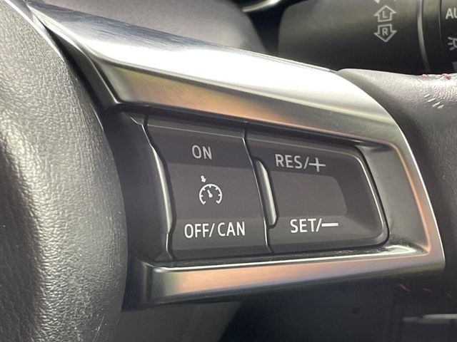 �y�N���[�Y�R���g���[���z�������H�����N���N���s�B�A�N�Z���𗣂��Ă���葬�x�ő��s���ł��A�������^�]���̕��S���y��!�����E�������ȒP�ȃX�C�b�`����Œ����ł��܂��B