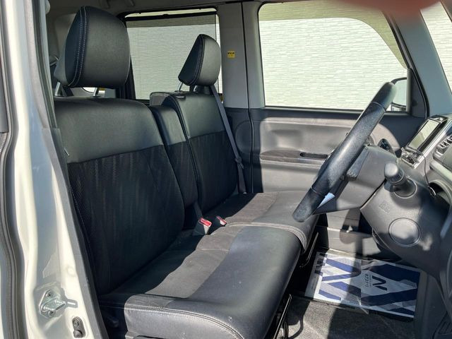 �^�]�ȃV�[�g���͎g�p�������Ȃ��A�ǍD�ȏ�ԂƂȂ��Ă��܂��B���J�Ɏg���Ă������Ƃ��悭�킩��܂��ˁB