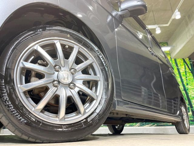 �y����14�C���`�A���~�z�C�[���z�O�ςɃ}�b�`���������A���~�z�C�[���𑕒����Ă���܂��B�e��ЊO�A���~�z�C�[����A�X�^�b�h���X�^�C�����戵�����Ă���܂��B���񂲑��k����������