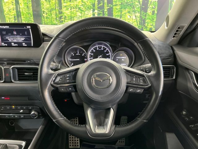 �y�����v�����X�e�A�����O�z�㎿�Ȋv���g�p���邱�ƂŁA��ɂ����������݂ƂĂ��^�]���₷���n���h���ł���