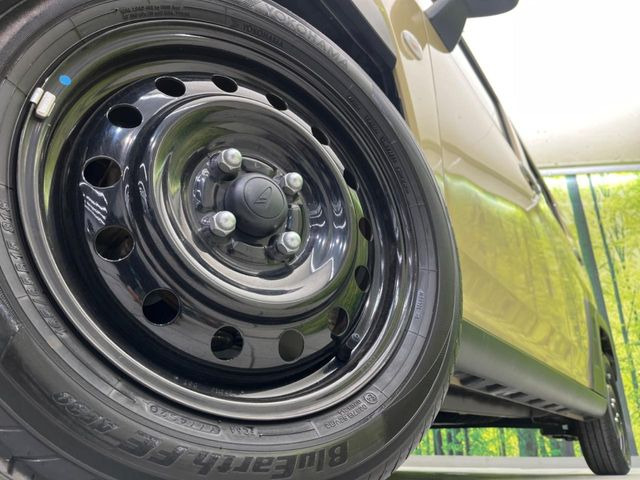 �y����15�C���`�A���~�z�C�[���z�O�ςɃ}�b�`���������A���~�z�C�[���𑕒����Ă���܂��B�e��ЊO�A���~�z�C�[����A�X�^�b�h���X�^�C�����戵�����Ă���܂��B���񂲑��k����������