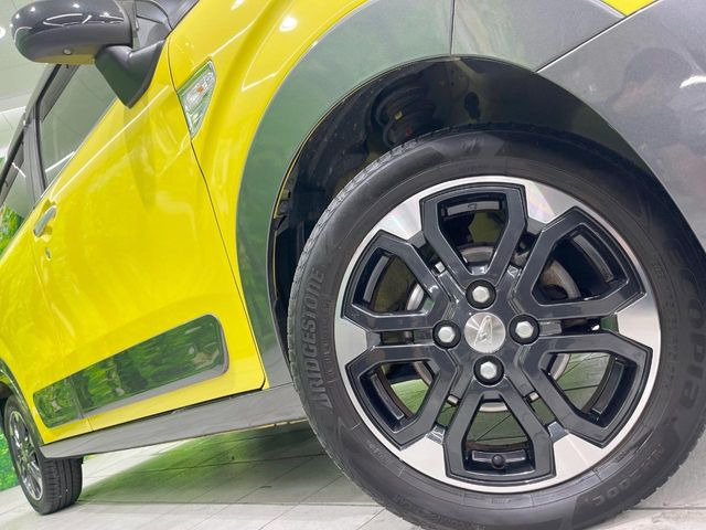 �y����15�C���`�A���~�z�C�[���z�O�ςɃ}�b�`���������A���~�z�C�[���𑕒����Ă���܂��B�e��ЊO�A���~�z�C�[����A�X�^�b�h���X�^�C�����戵�����Ă���܂��B���񂲑��k����������