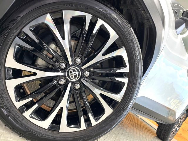 �y����18�C���`�A���~�z�C�[���z�O�ςɃ}�b�`���������A���~�z�C�[���𑕒����Ă���܂��B�e��ЊO�A���~�z�C�[����A�X�^�b�h���X�^�C�����戵�����Ă���܂��B���񂲑��k����������